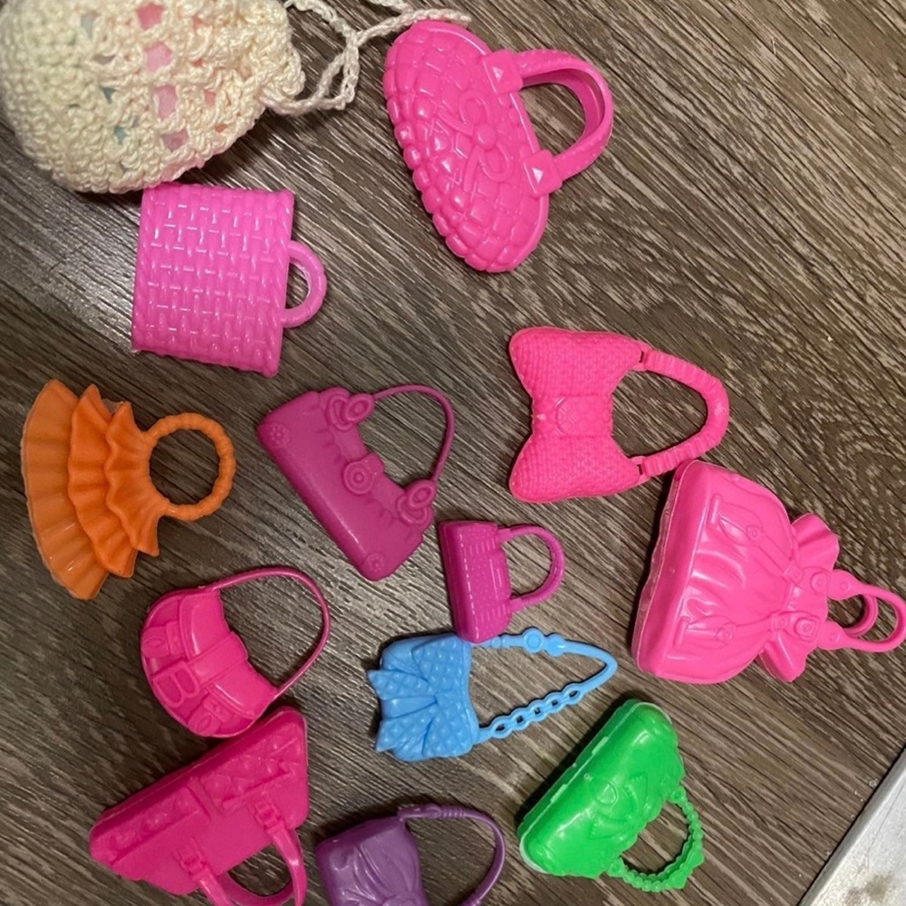 Barbie doll accessories